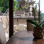 Luxury Como Lake Holiday home *