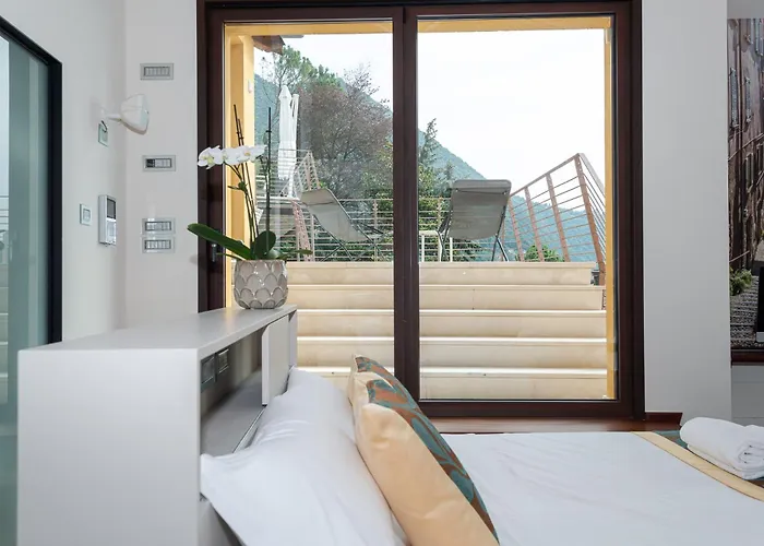 Ferienhaus Luxury Como Lake